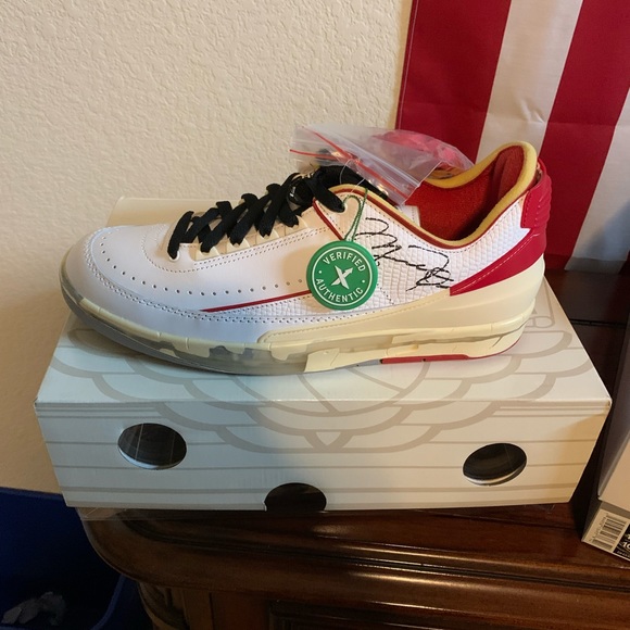 Air Jordan retro low SP off white varsity red